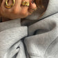Detailopname Tyla chunky statement ring stainless steel goud – waterproof sieraad